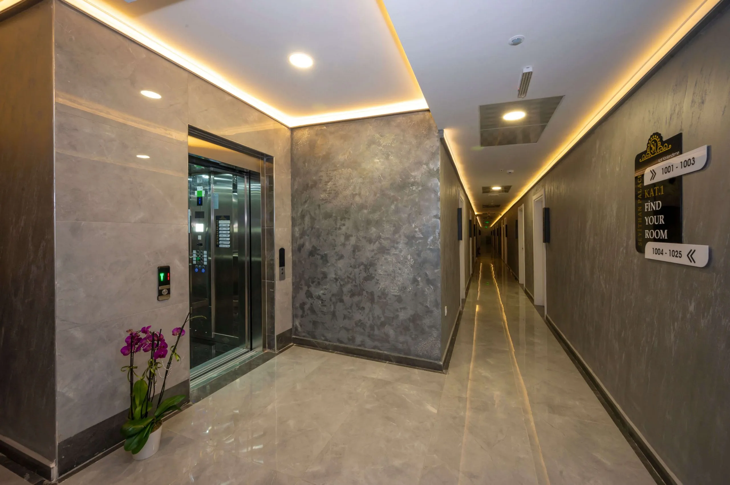 Hotel Gallery